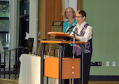 Lisa Rofel receiving the  Martin M. Chemers Award for Outstanding Research