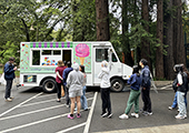 students and ice cream truck